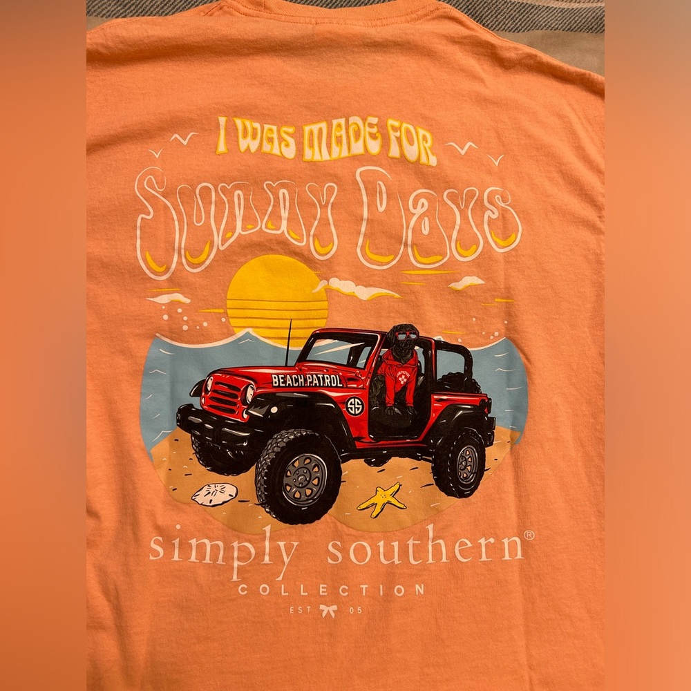 Simply Southern “I Was Made For Sunny Days” Jeepin’ Black Lab T-Shirt - Picture 7 of 7